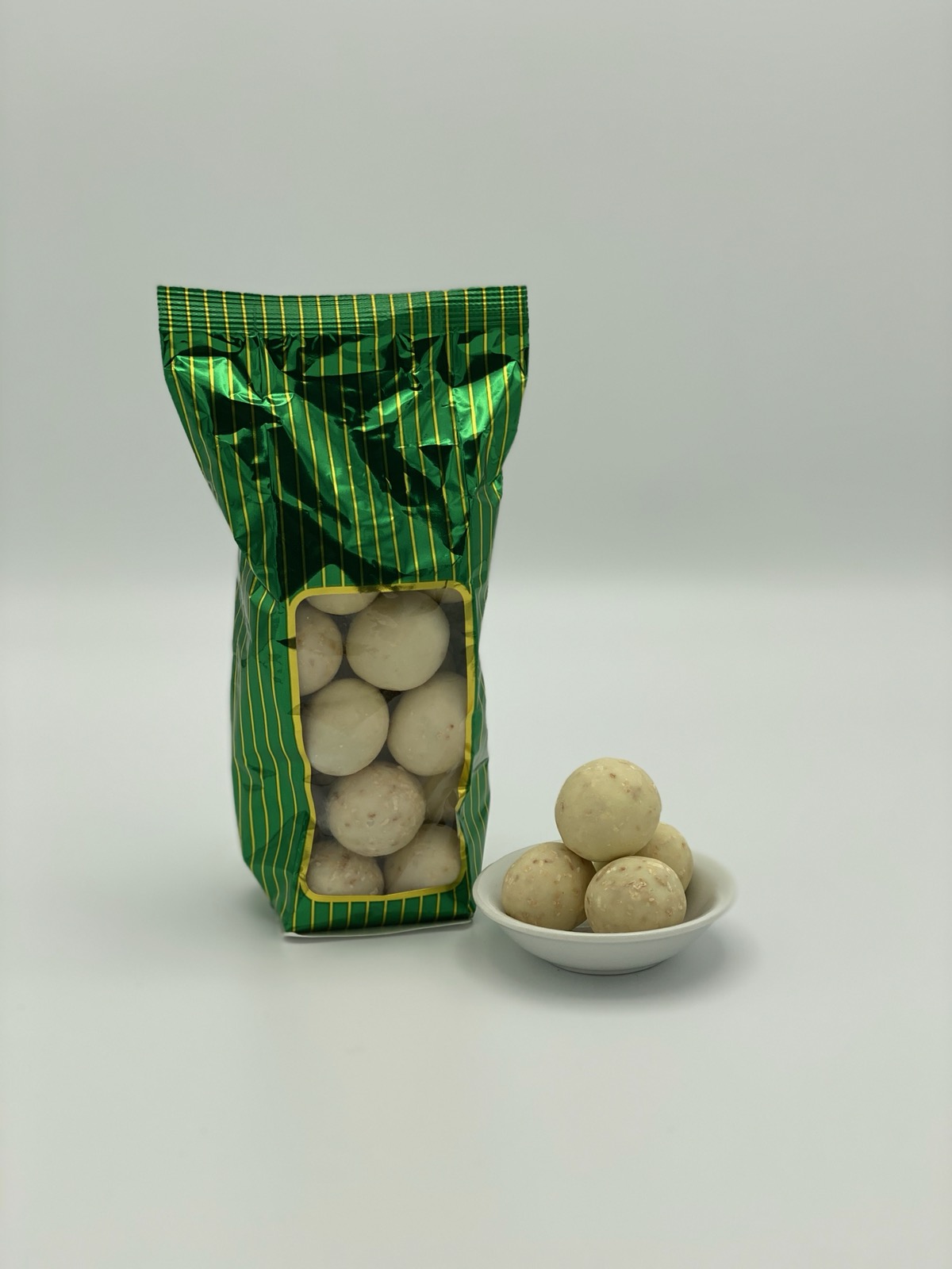 Product Image for White Chocolate Coconut Macadamia Nuts